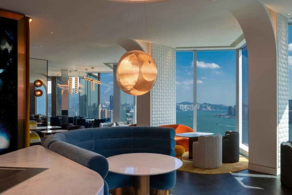 The best bars in Tsim Sha Tsui for a few drinks and views 4 best bars in Tsim Sha Tsui