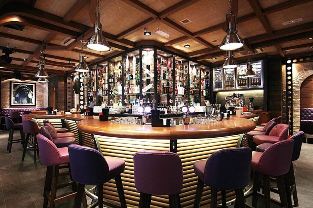 Joe Bananas best bars Wan Chai