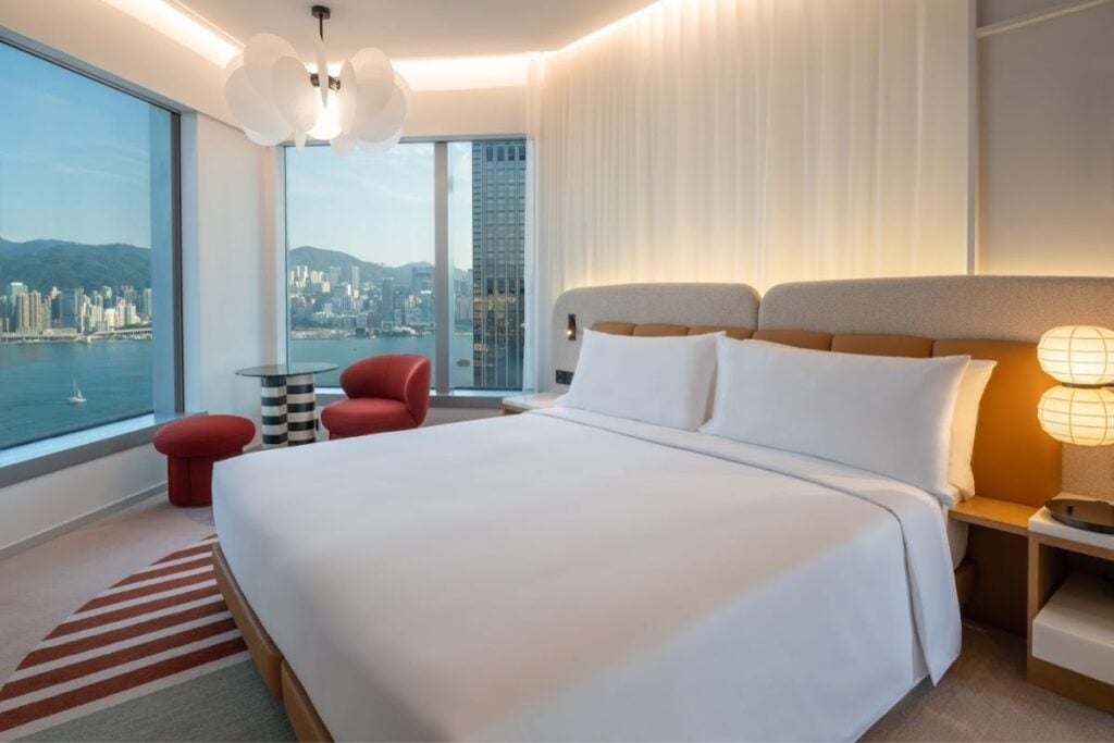 The best hotels to book in Hong Kong for wining and dining, from affordable to luxurious 4 best hotels for foodies in Hong Kong Mondrian Hong Kong